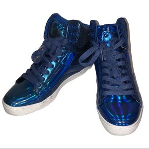 Pastry electric blue